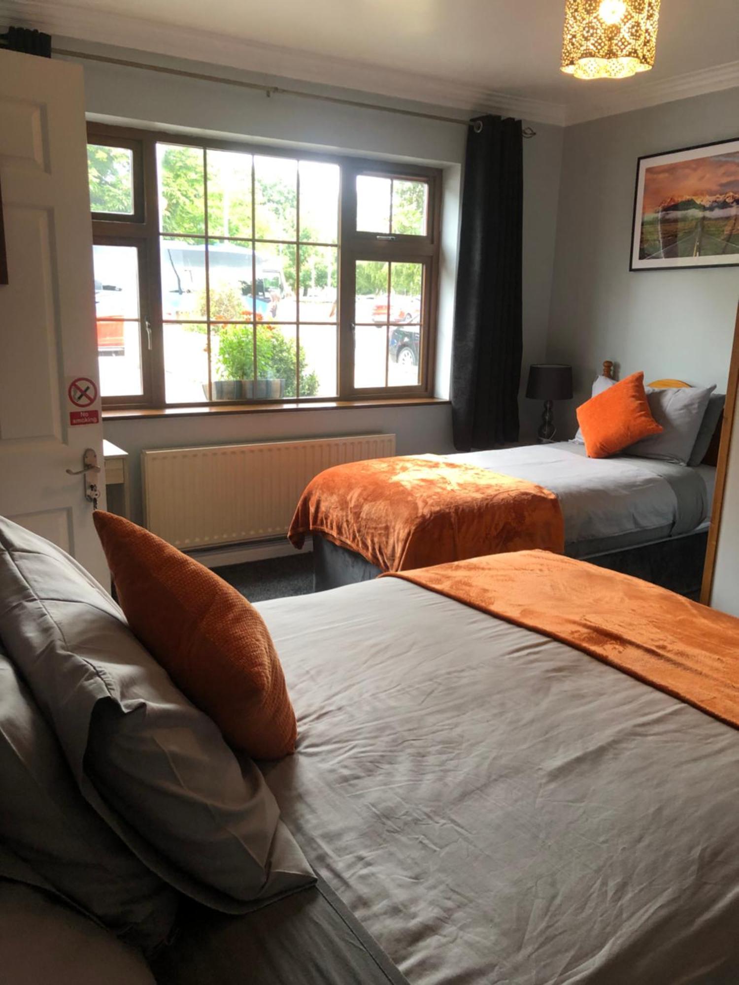 Manorlodge Tralee Eksteriør bilde